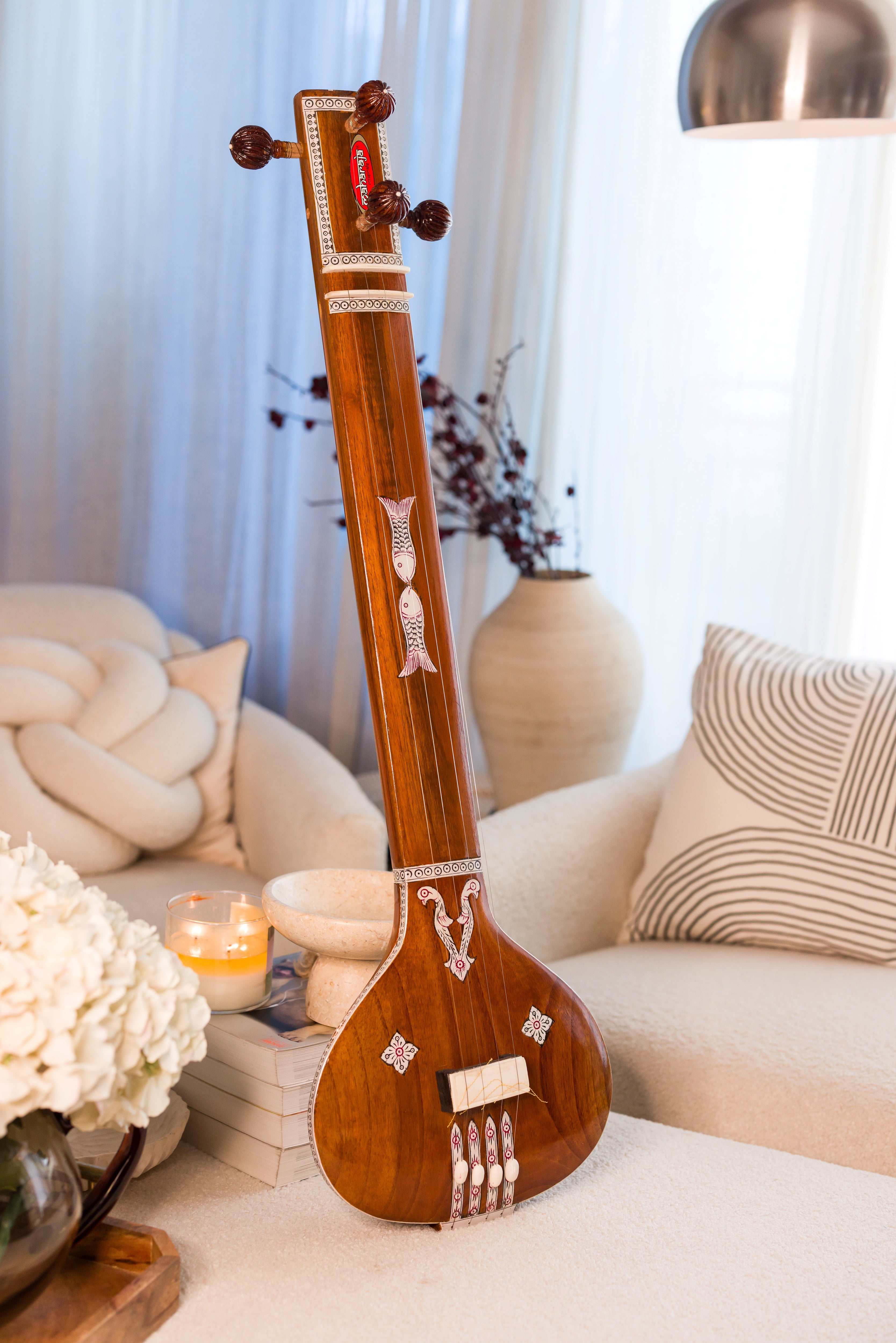 Maharaja Musicals Tanpuri, 4 Strings (No. 99)