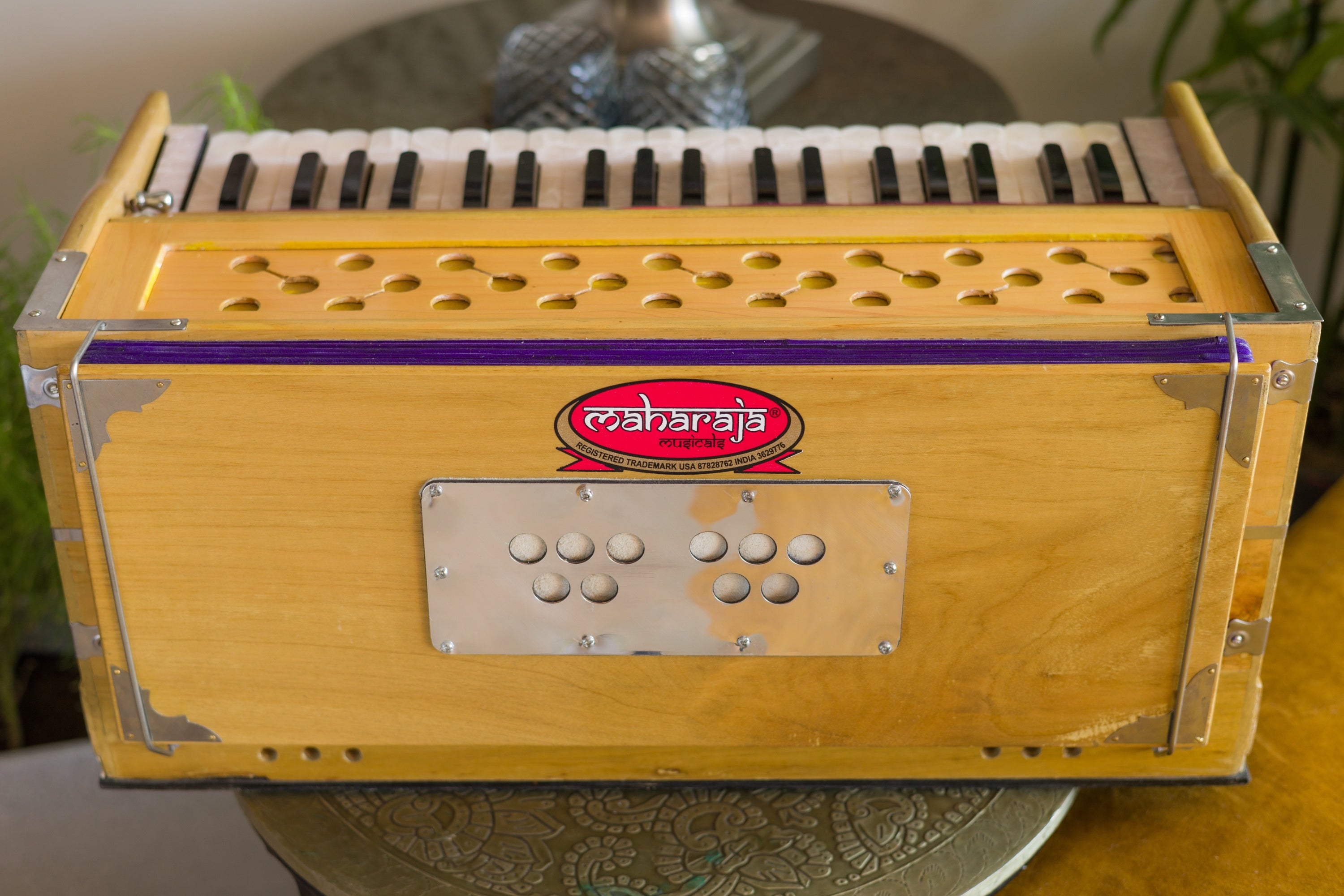 Maharaja Musicals Harmonium, 3.25 Octave, 7 Stops, Coupler, Natural