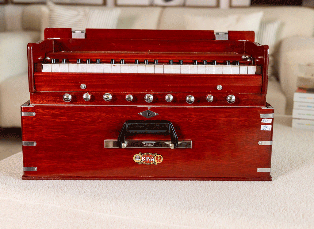 Bina No. 23B Deluxe Harmonium, 3.5 Octave, Folding, Coupler