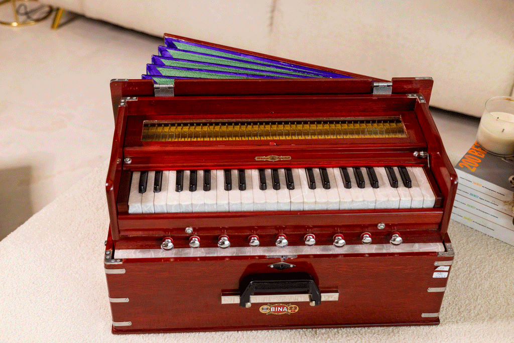 Bina No. 23B Deluxe Harmonium, 3.5 Octave, Folding, Coupler