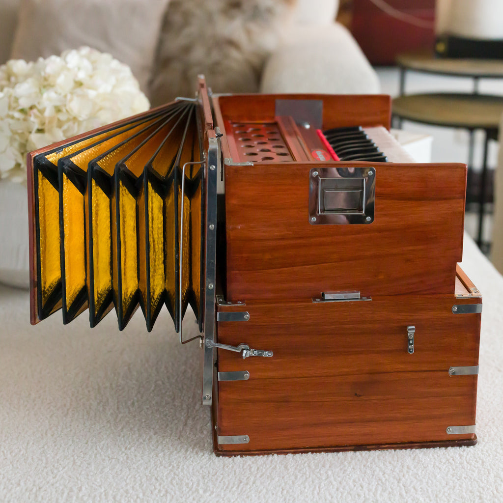 Maharaja Musicals Kirtan Harmonium, 32 Keys