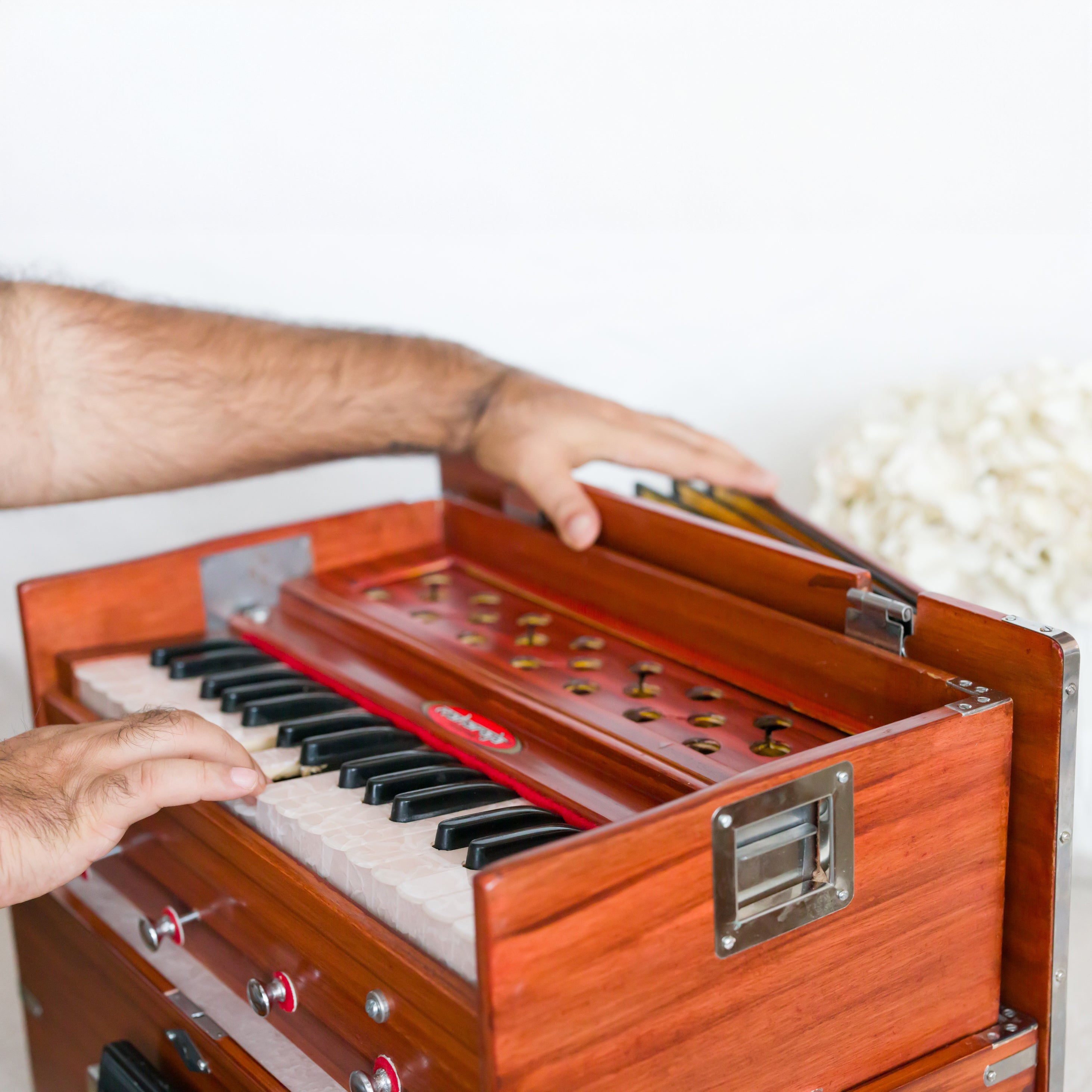 Maharaja Musicals Kirtan Harmonium, 32 Keys