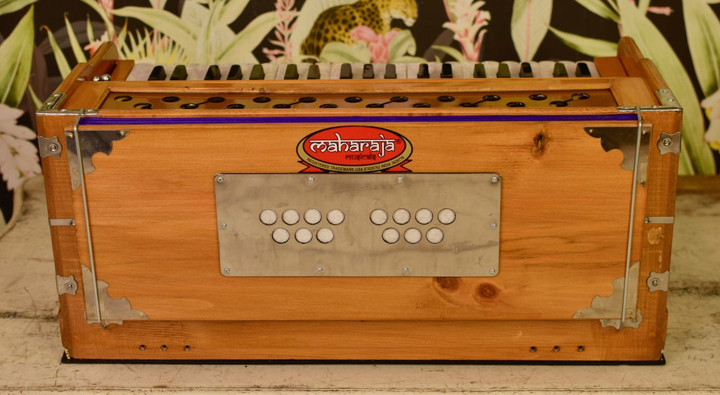 Maharaja Musicals Harmonium, 9 Stops, Coupler, Natural (No. 1127)