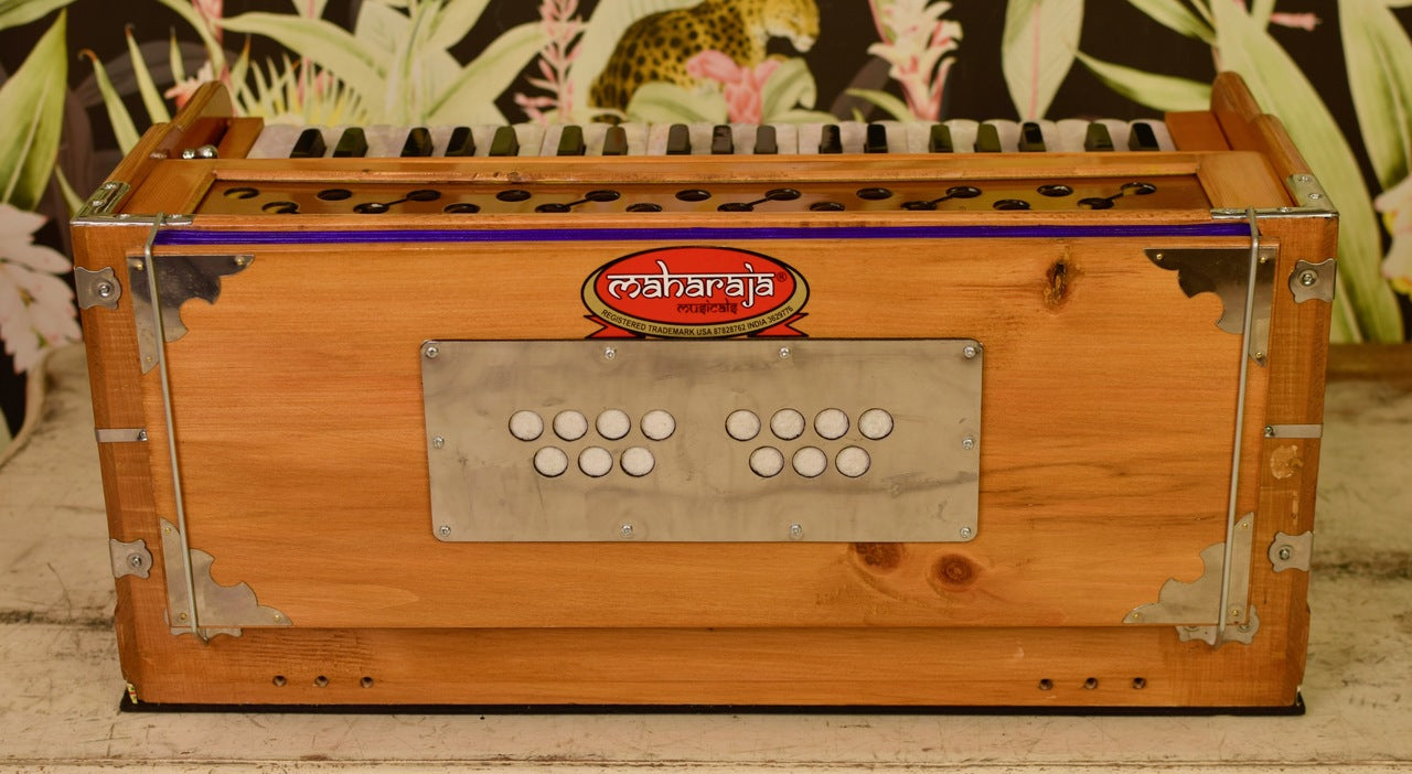 Maharaja Musicals Harmonium, 9 Stops, Coupler, Natural (No. 1127)