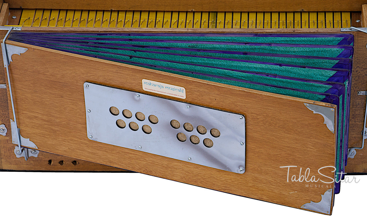 Maharaja Musicals Harmonium, 9 Stops, Coupler, Natural (No. 127)