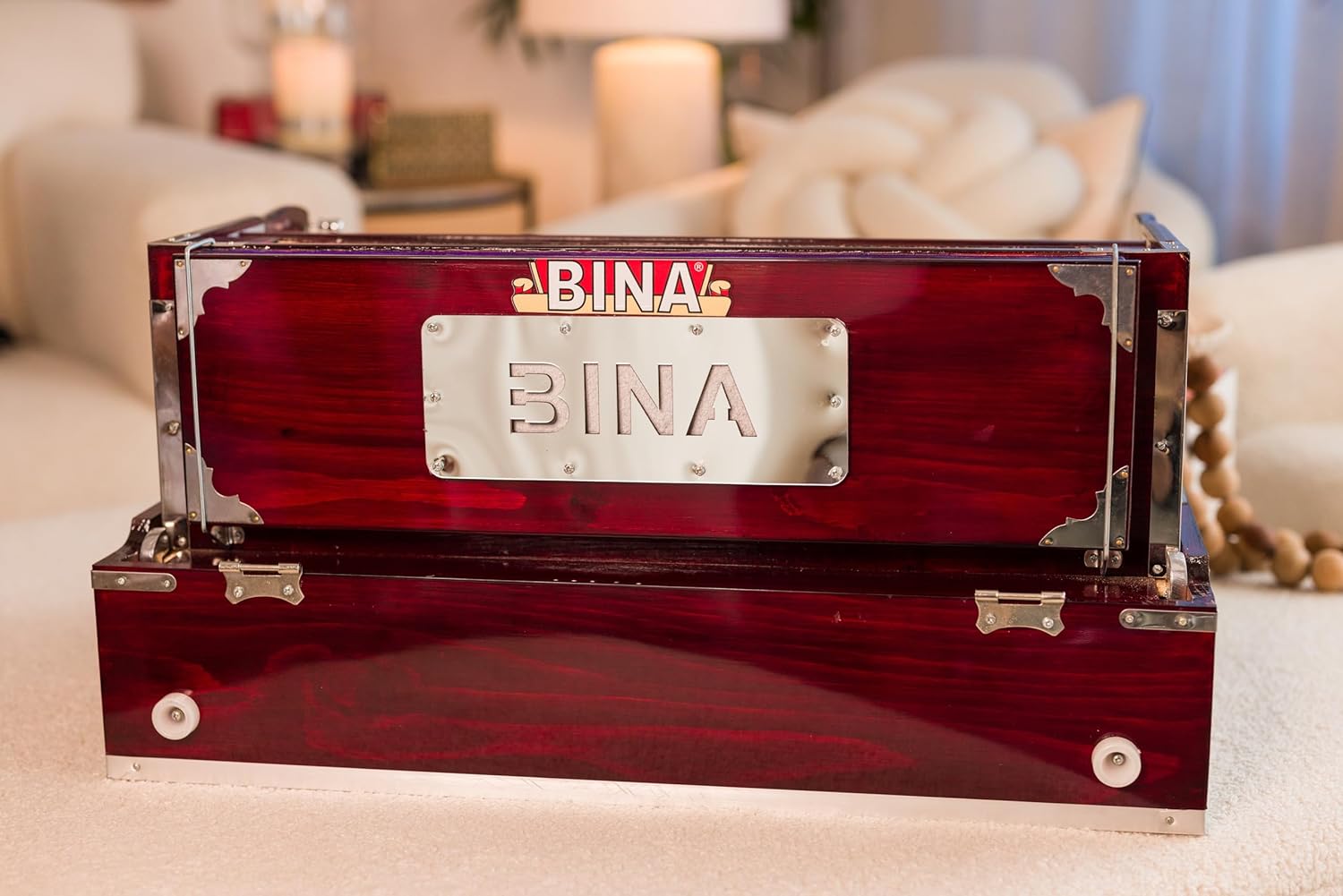 Bina No. 17 Deluxe Harmonium, 2 Reeds, 3.5 Octave, Coupler