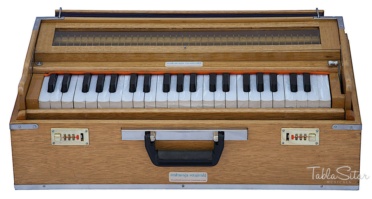 Maharaja Musicals Safri Harmonium, Folding, Coupler, Natural
